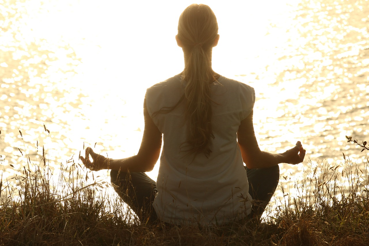 Encontrando Paz no Caos: Meditações Matinais para Fortalecer sua Fé